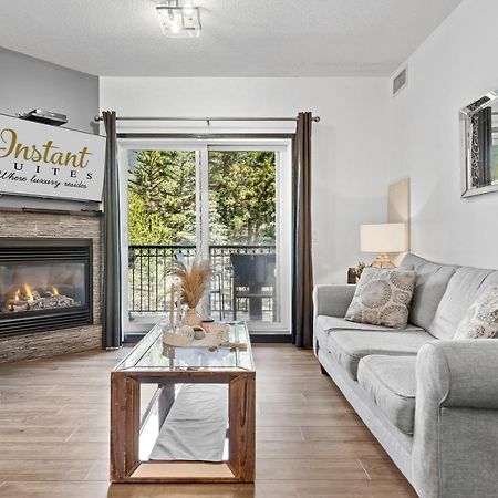 The Mountaineer By Instantsuites Pool & Hottub Canmore Esterno foto