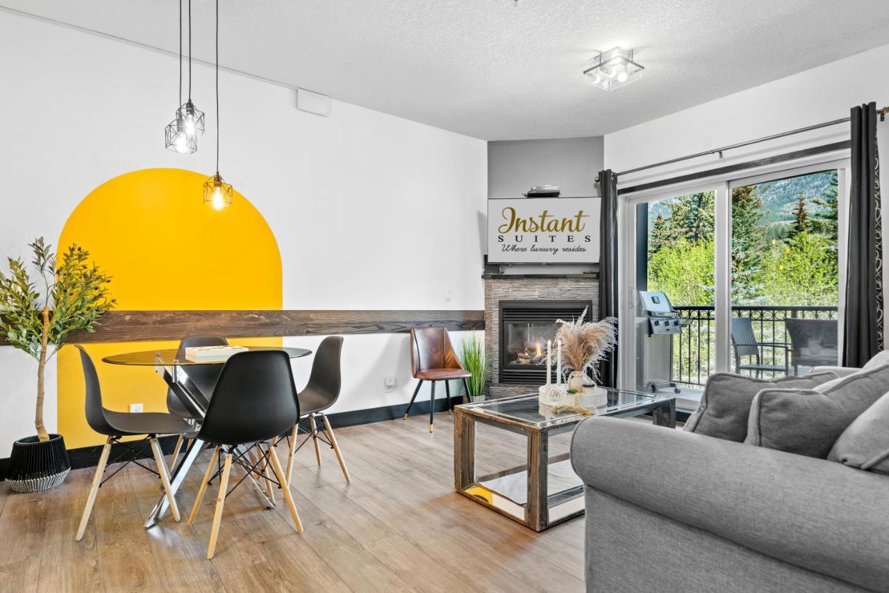 The Mountaineer By Instantsuites Pool & Hottub Canmore Esterno foto