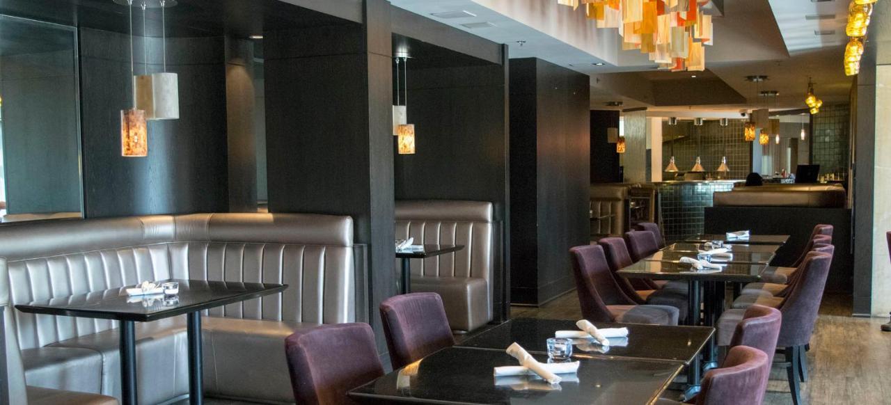The Mountaineer By Instantsuites Pool & Hottub Canmore Esterno foto