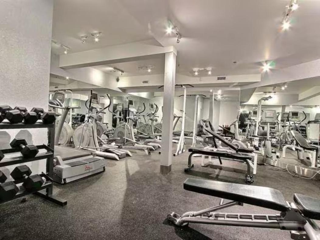 The Mountaineer By Instantsuites Pool & Hottub Canmore Esterno foto